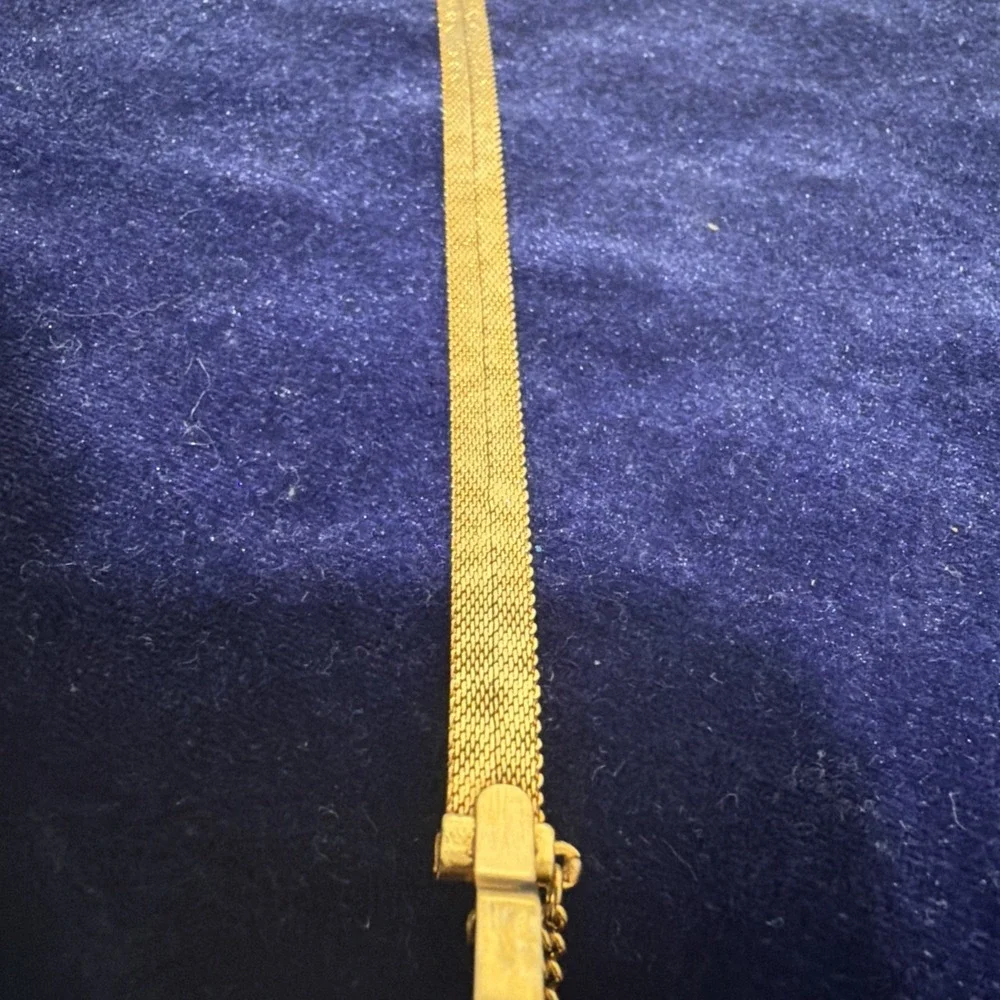 Vintage Gold Tone Mesh Bracelet Flexible Metal Chain Bangle